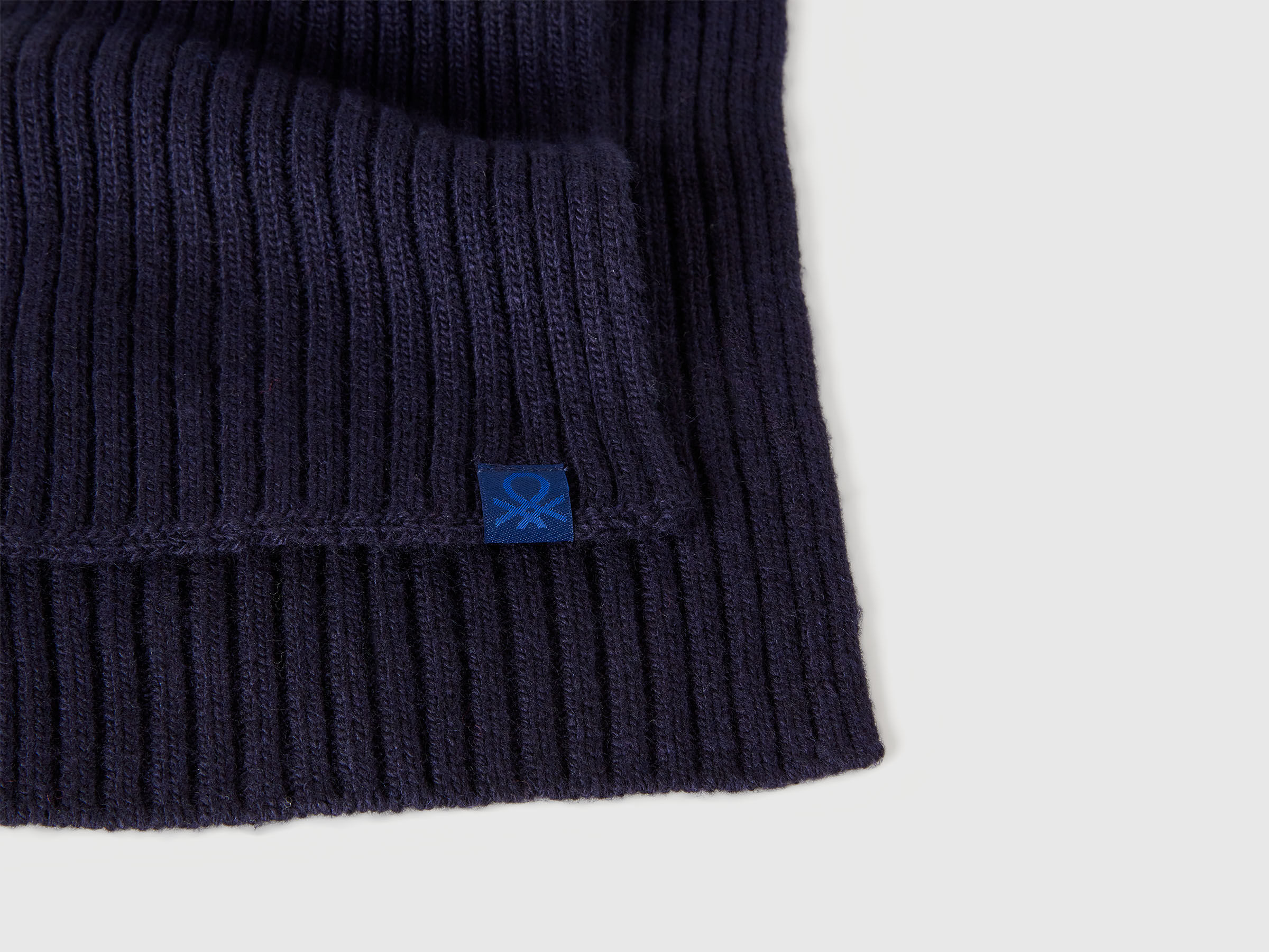 KNITTED SCARF Junior Boy image number 3